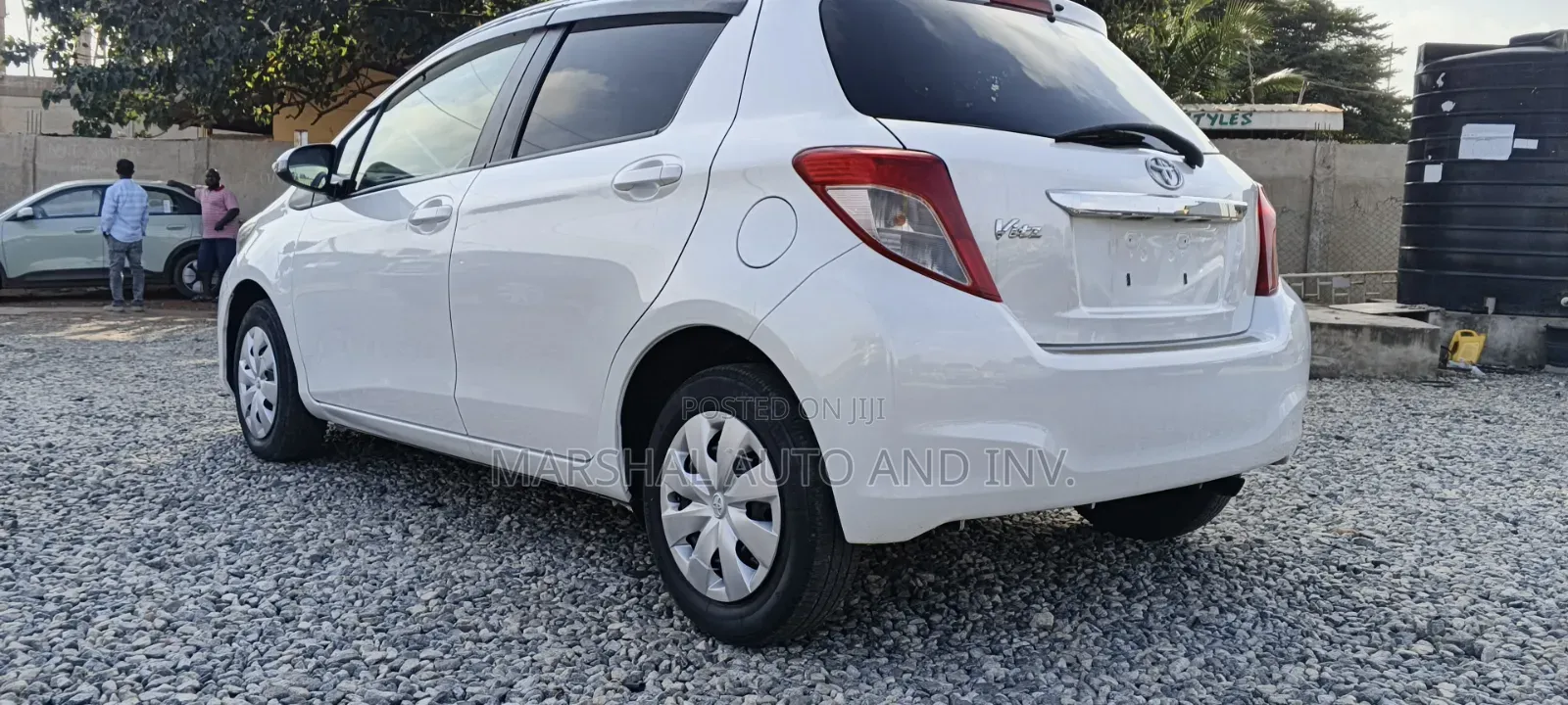 Toyota Vitz 2012 White