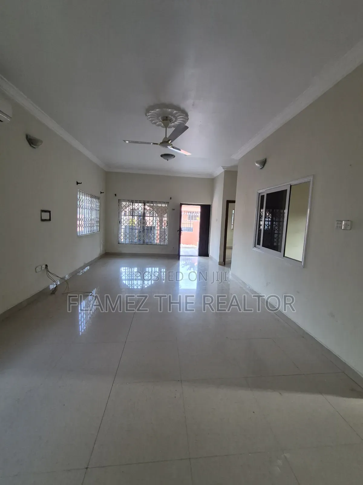 3bdrm Apartment in Satellite, Amasaman for rent