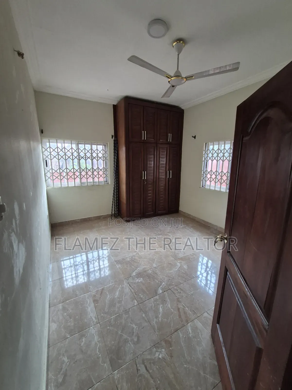 3bdrm Apartment in Satellite, Amasaman for rent