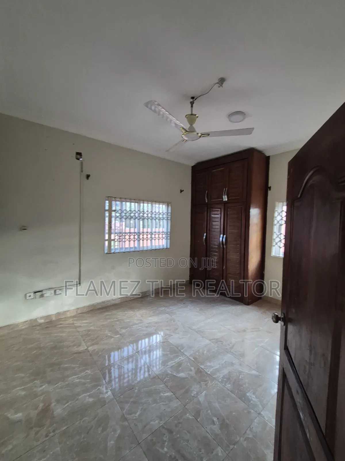 3bdrm Apartment in Satellite, Amasaman for rent