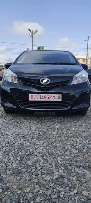 Toyota Vitz 2013 Black