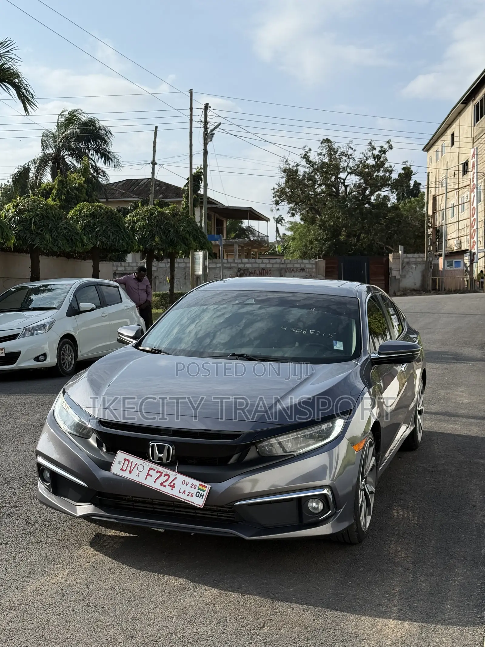 Honda Civic Touring Sedan 2019 Gray
