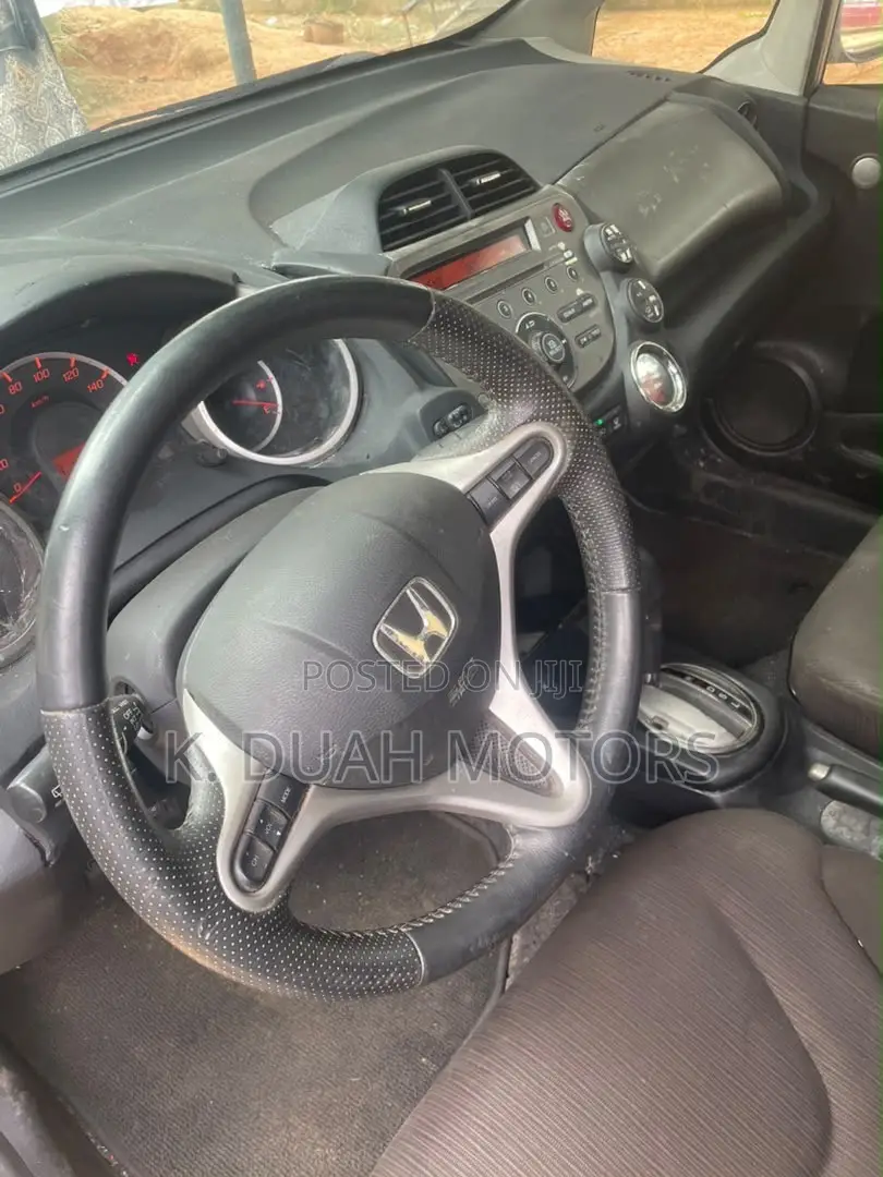 Honda Fit 2012 Silver