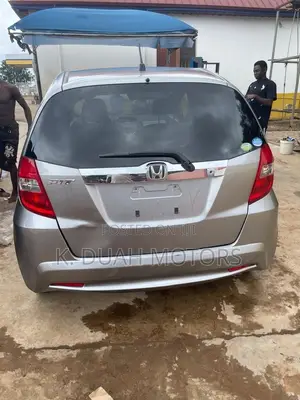 Honda Fit 2012 Silver