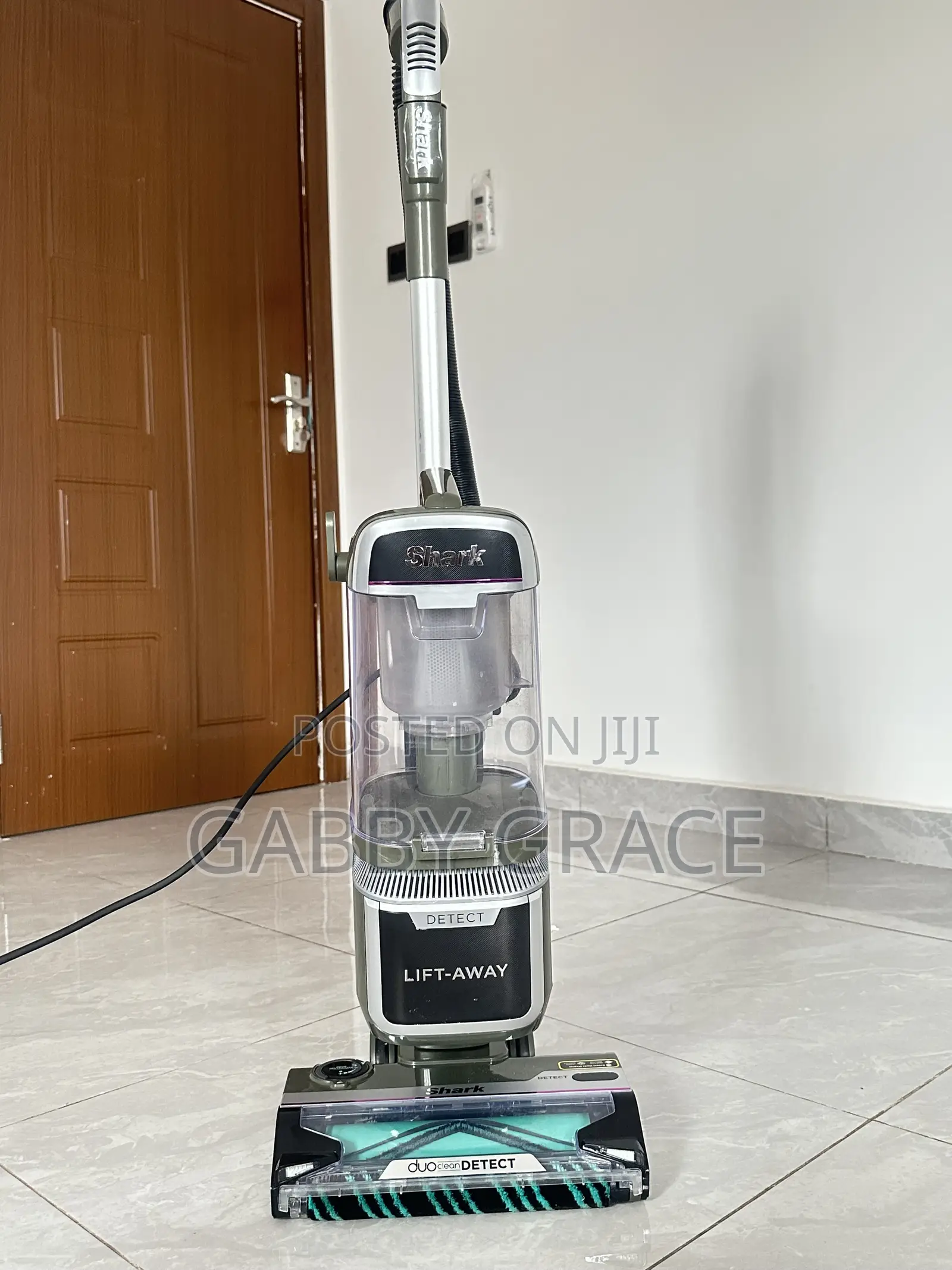 Shark Vacuum Cleaner