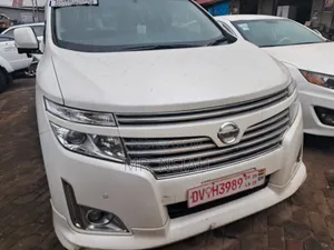 Nissan Elgrand 2013 White