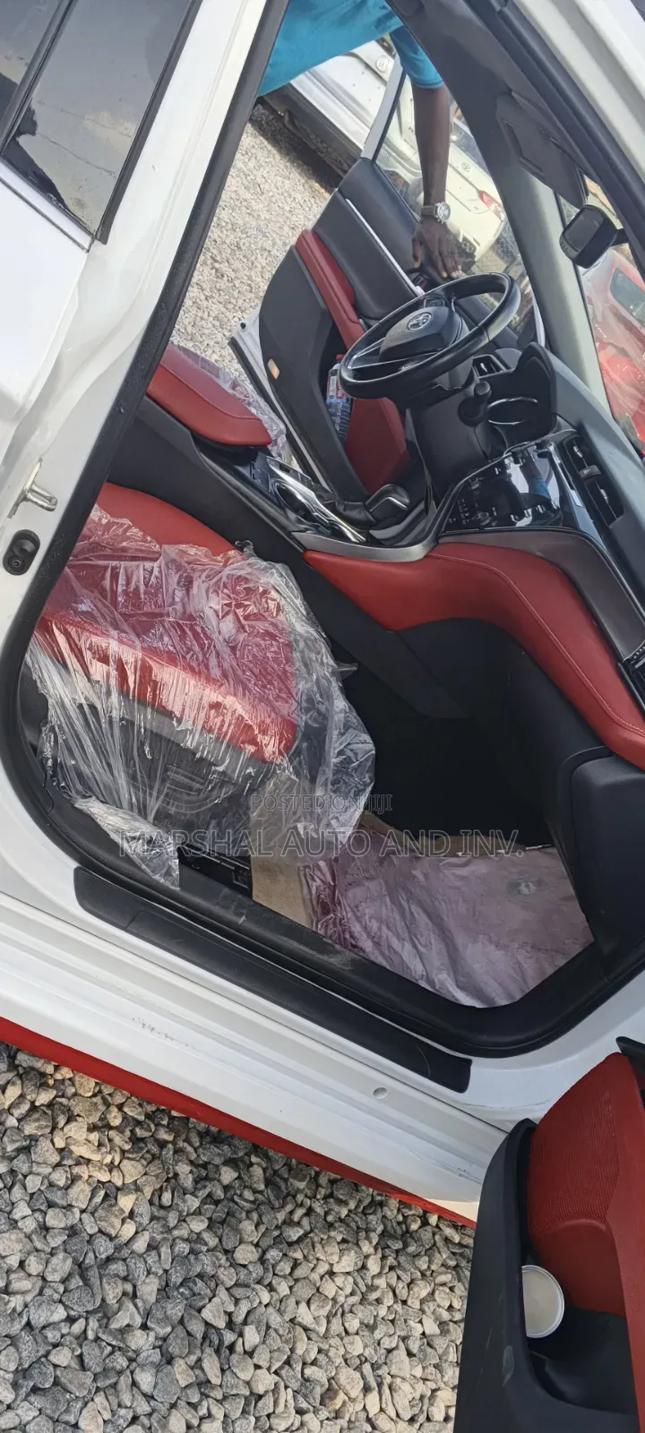 Toyota Camry 2019 White