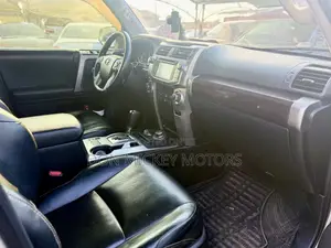 Toyota 4-Runner Limited Nightshade 4x4 2019 Silver