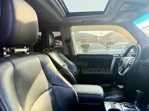 Toyota 4-Runner Limited Nightshade 4x4 2019 Silver