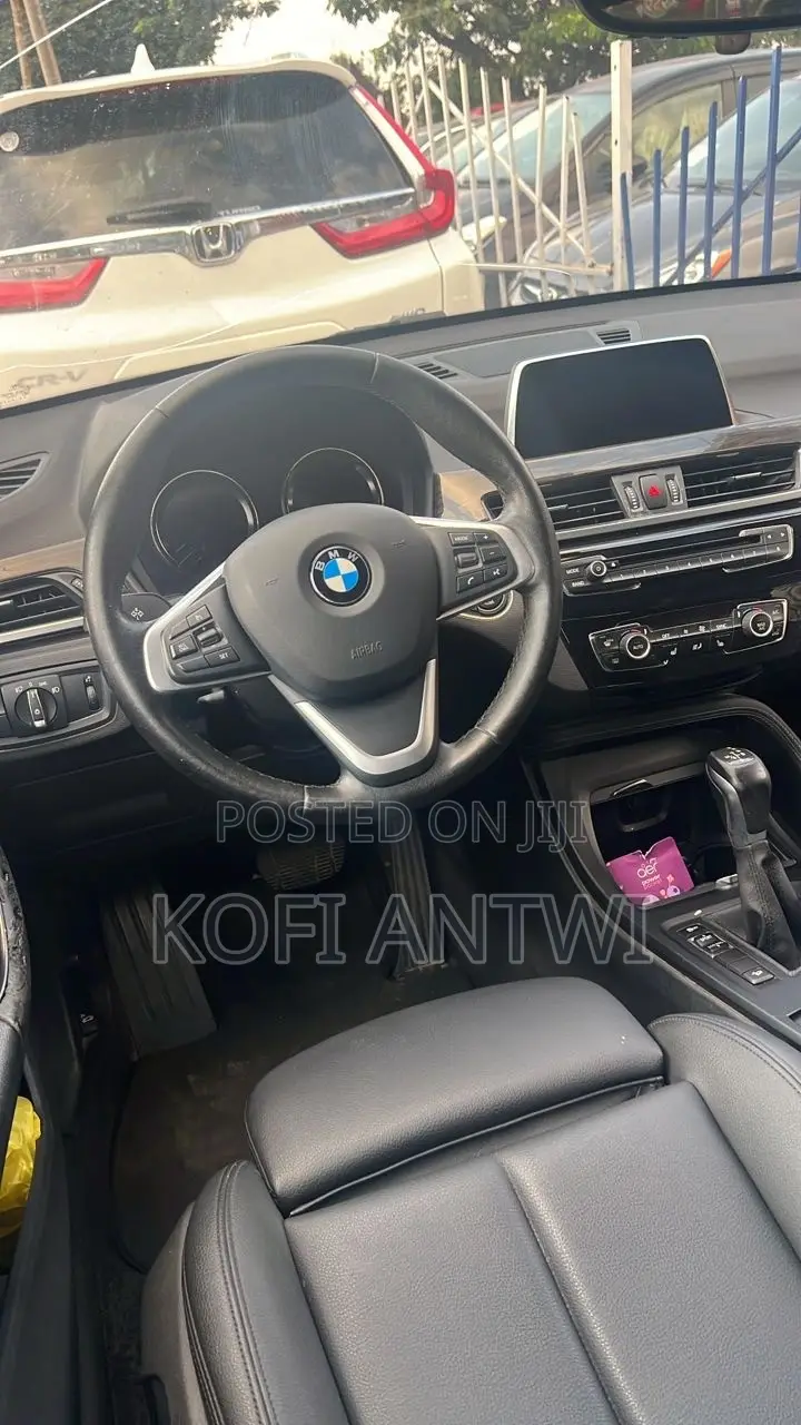 BMW X1 xDrive28i AWD 2018 Black