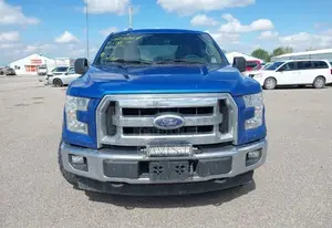 Ford F-150 Lariat 4x2 SuperCrew Cab Styleside 6.5 ft. box 157 in. WB