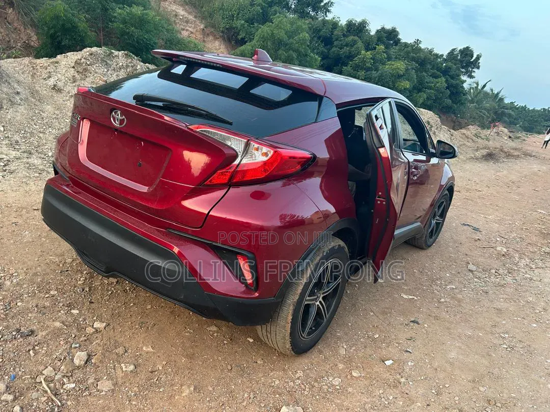 Toyota C-HR 2018 Red