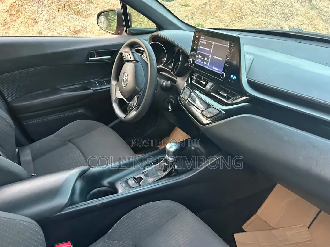 Toyota C-HR 2018 Red