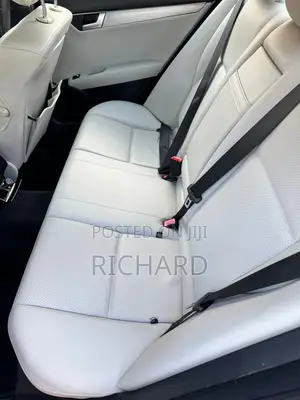 Mercedes-Benz C250 2014 Blue