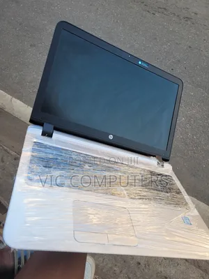 Laptop HP ProBook 450 G3 8GB Intel Core i5 SSHD+SSD 500GB