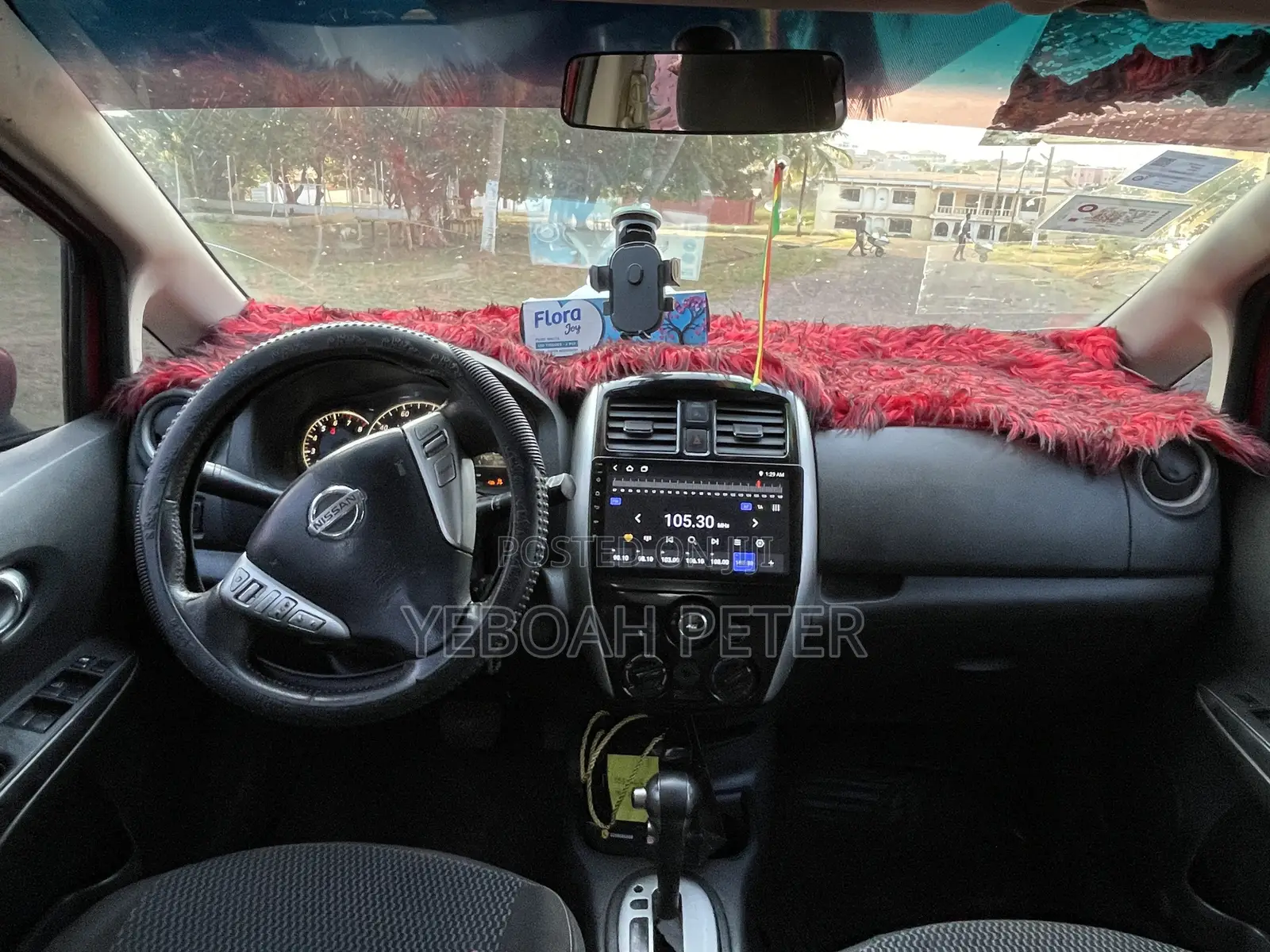 Nissan Versa 2014 Red