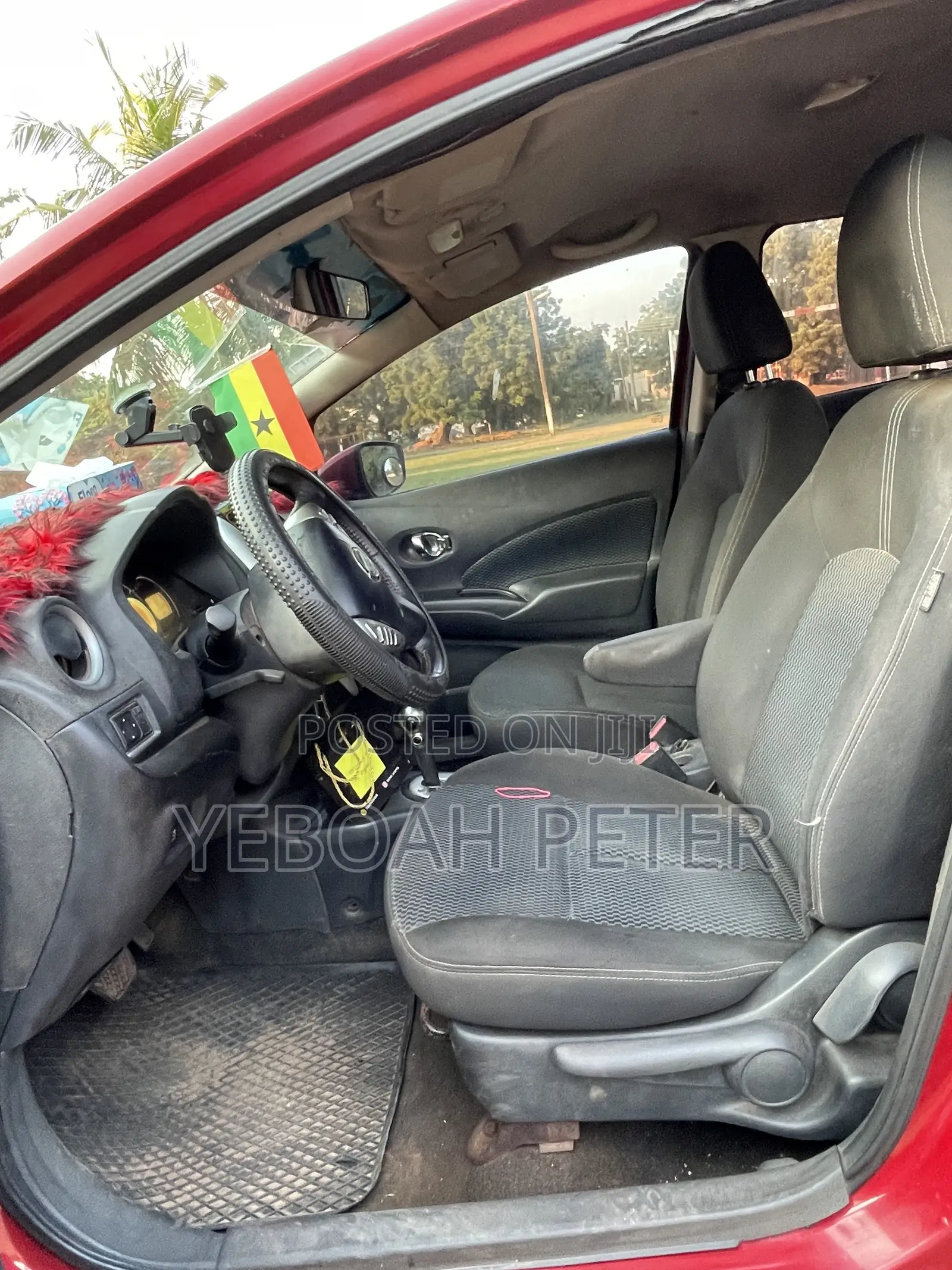 Nissan Versa 2014 Red