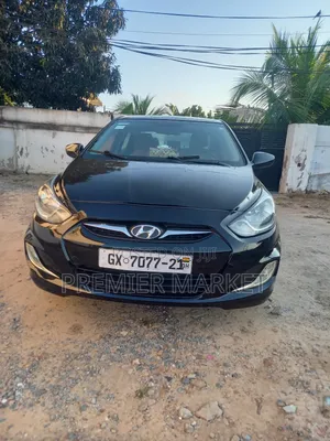 Hyundai Accent SE 2011 Black