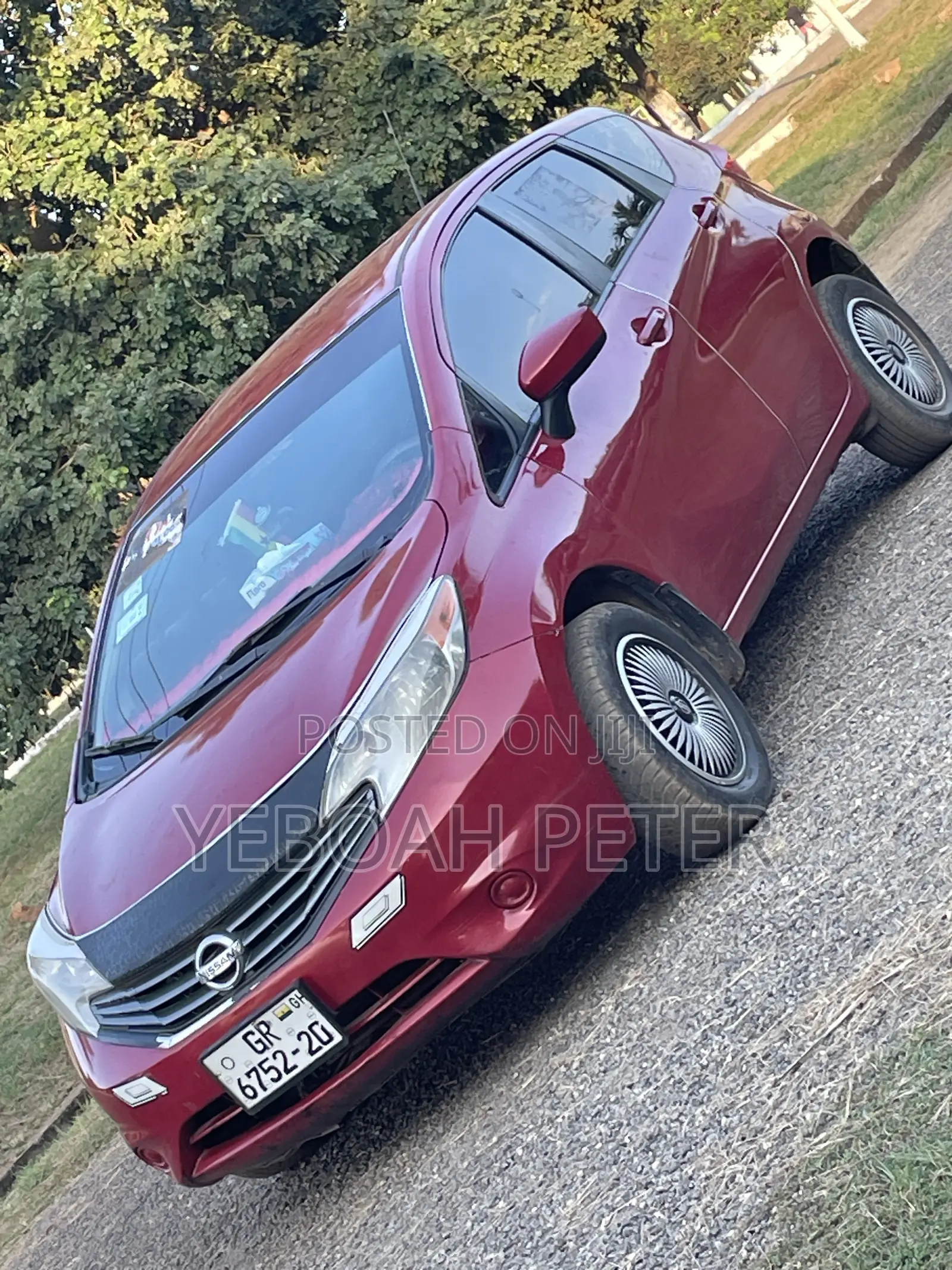 Nissan Versa 2014 Red