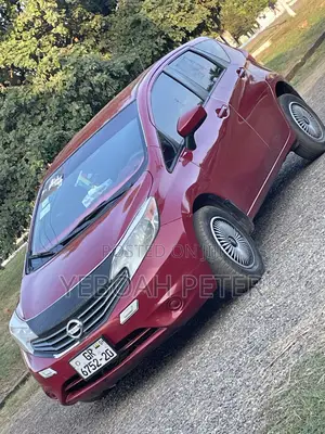 Nissan Versa 2014 Red
