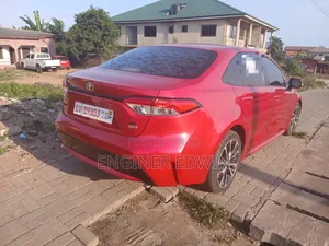 Toyota Corolla 2020 Red