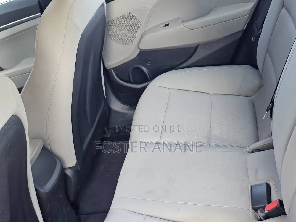 Hyundai Elantra SE 2018 Blue