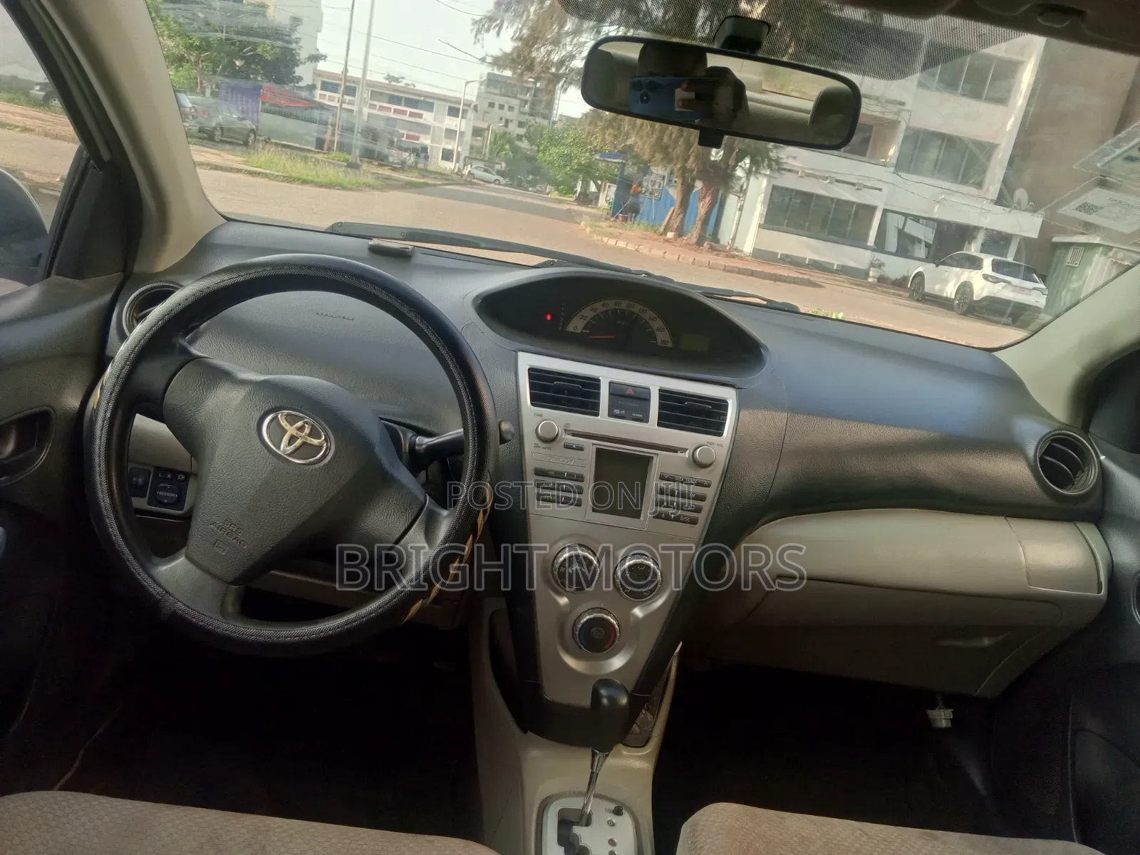 Toyota Belta 2010 White
