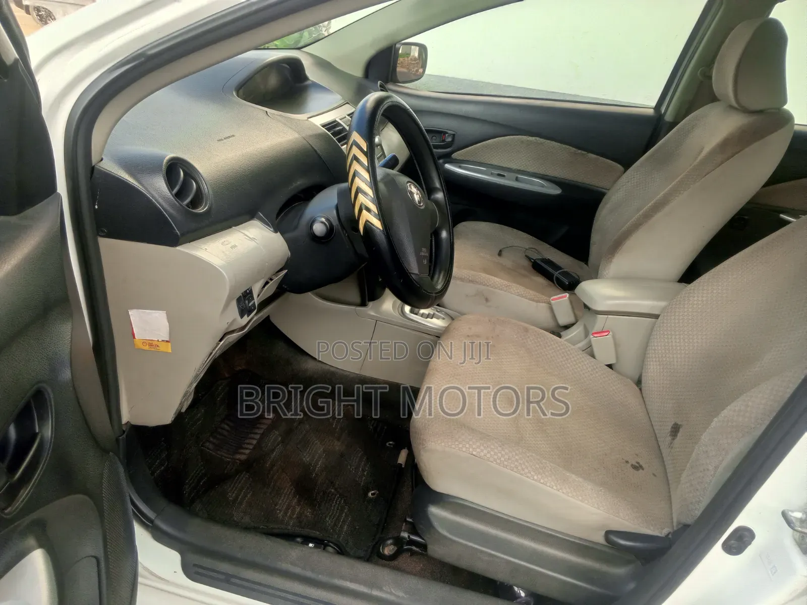 Toyota Belta 2010 White