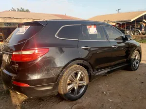 Hyundai Santa Fe 2016 Black