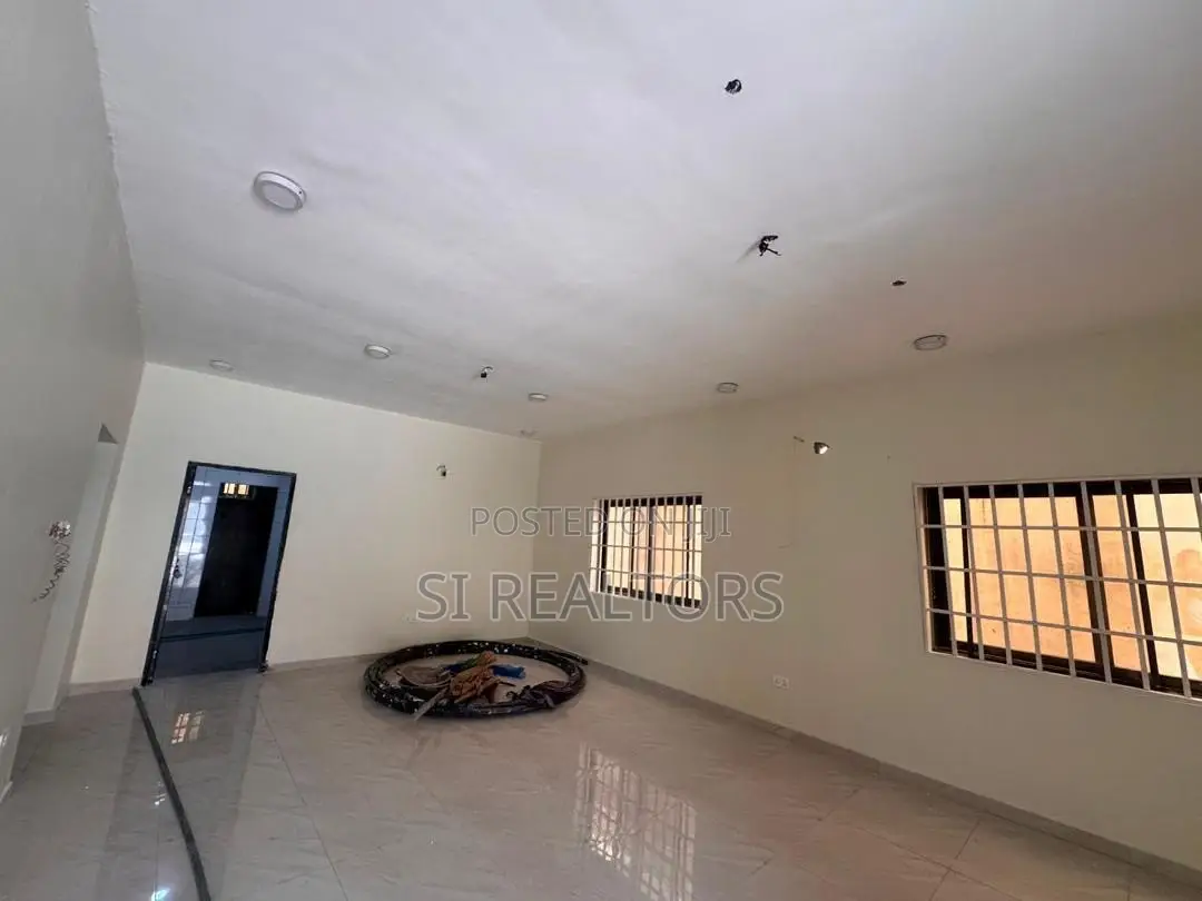 2bdrm Apartment in Lashibi for rent