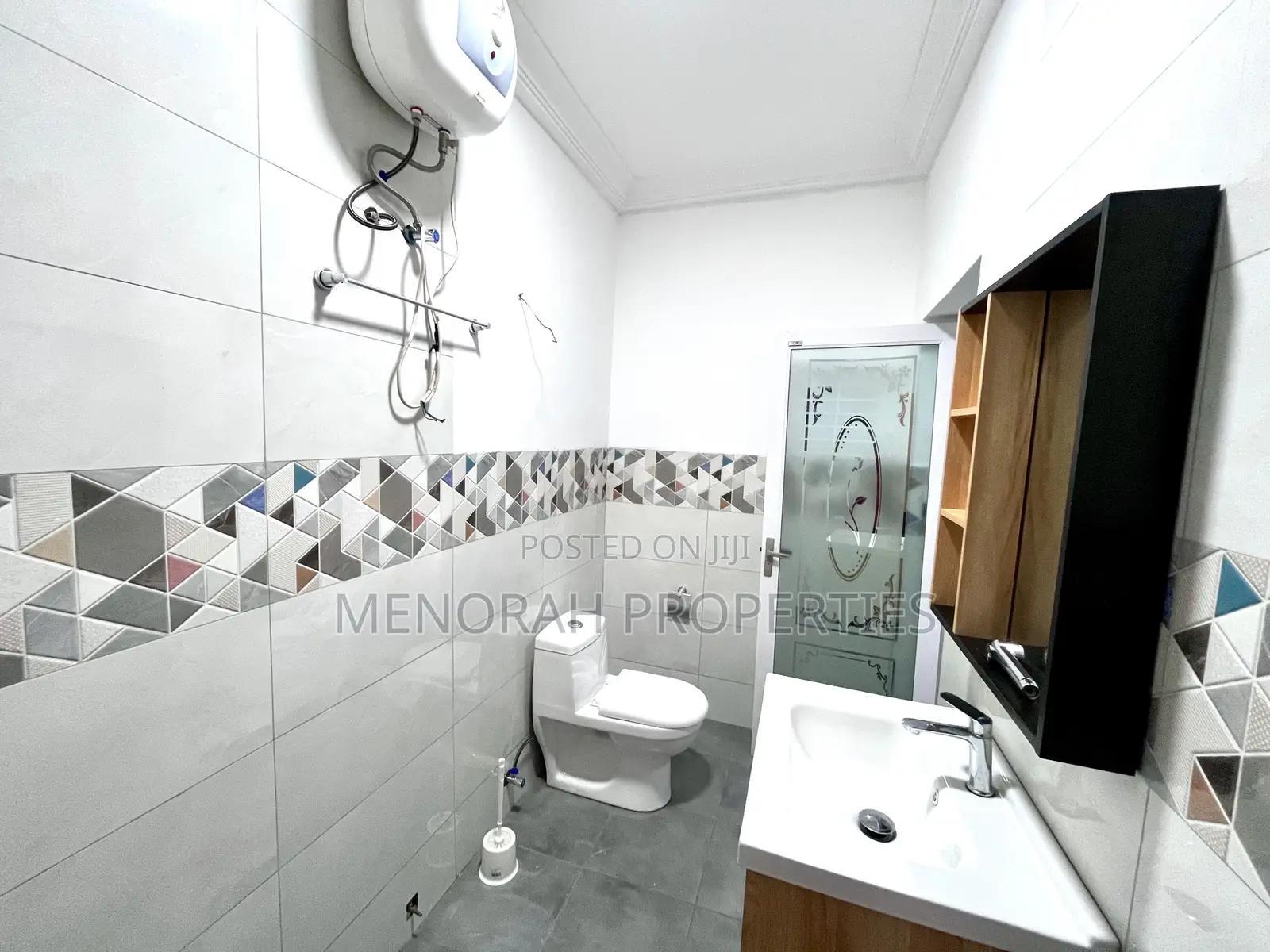 2bdrm Apartment in Adenta Commandos for rent