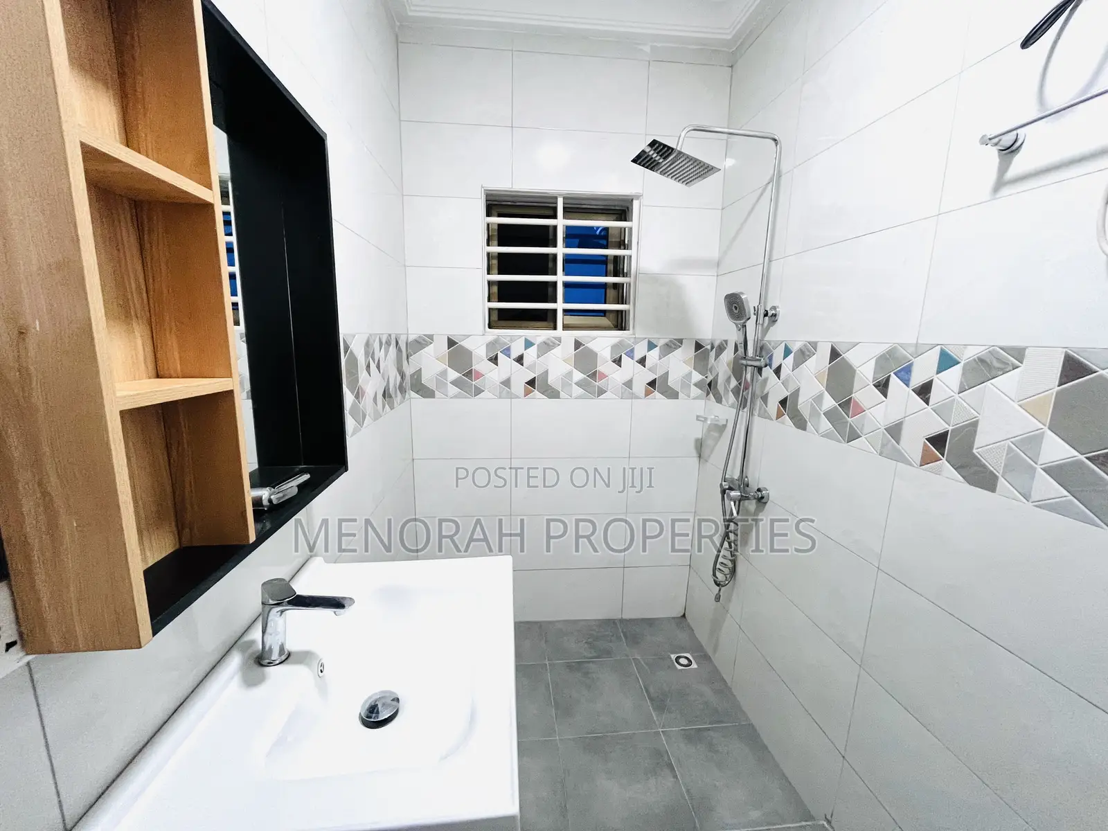 2bdrm Apartment in Adenta Commandos for rent
