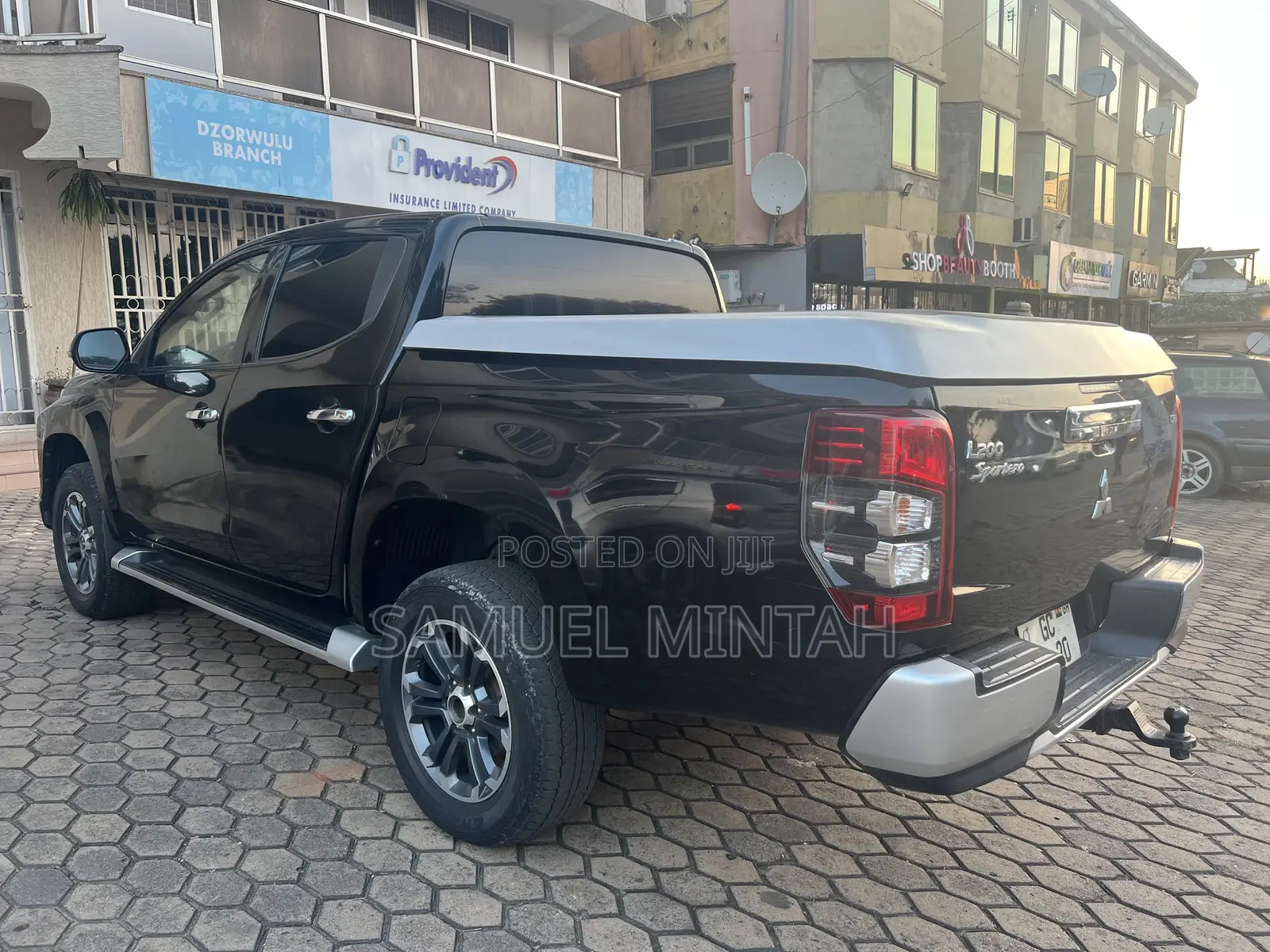 Mitsubishi L200 Double Cab 2.4 181hp 4WD 2020 Black