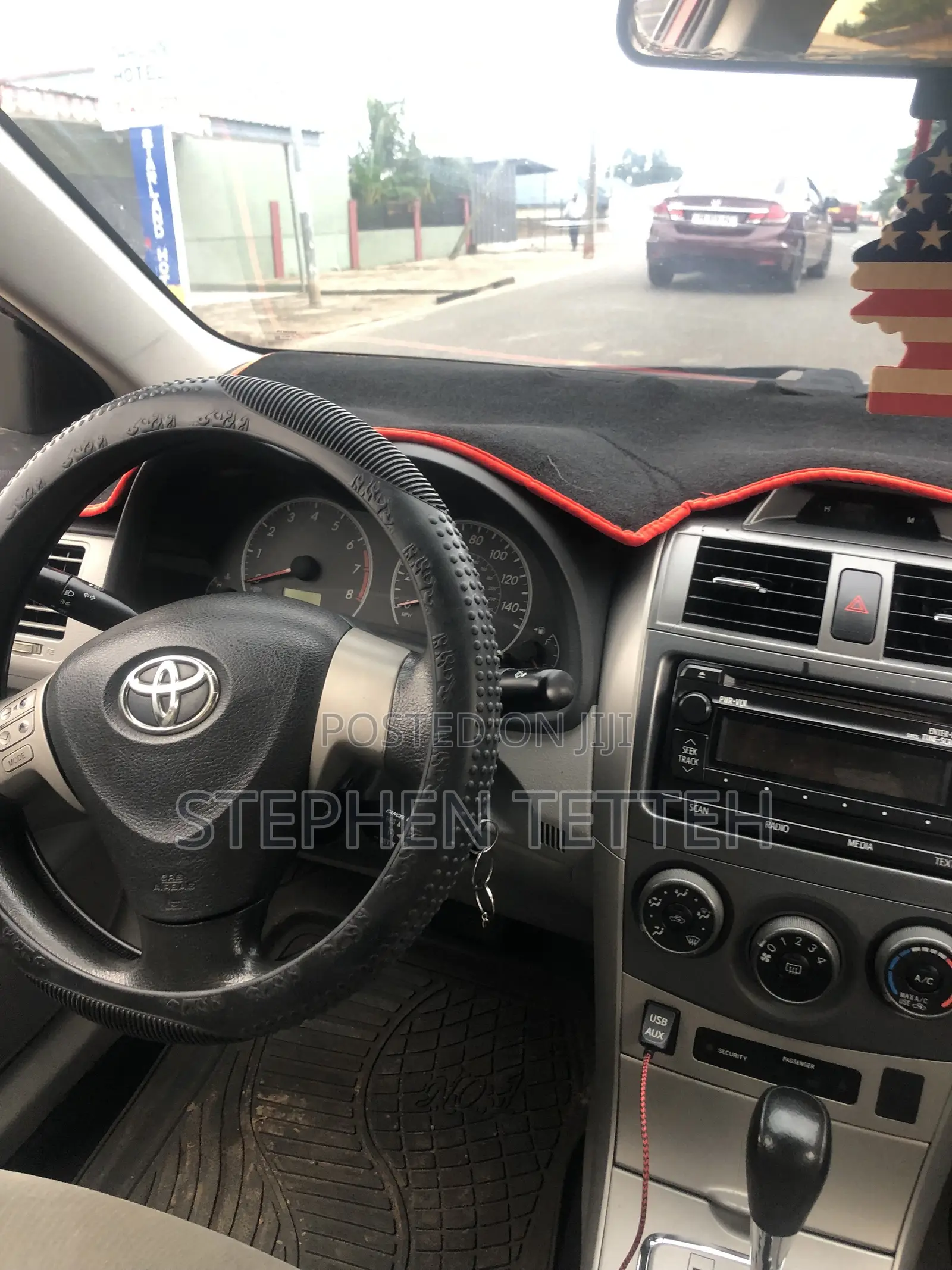 Toyota Corolla LE 4dr Sedan (1.8L 4cyl 4A) 2013 Red