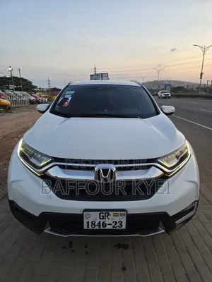 Honda CR-V Touring FWD 2019 White
