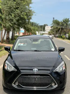Toyota Yaris 2020 Black