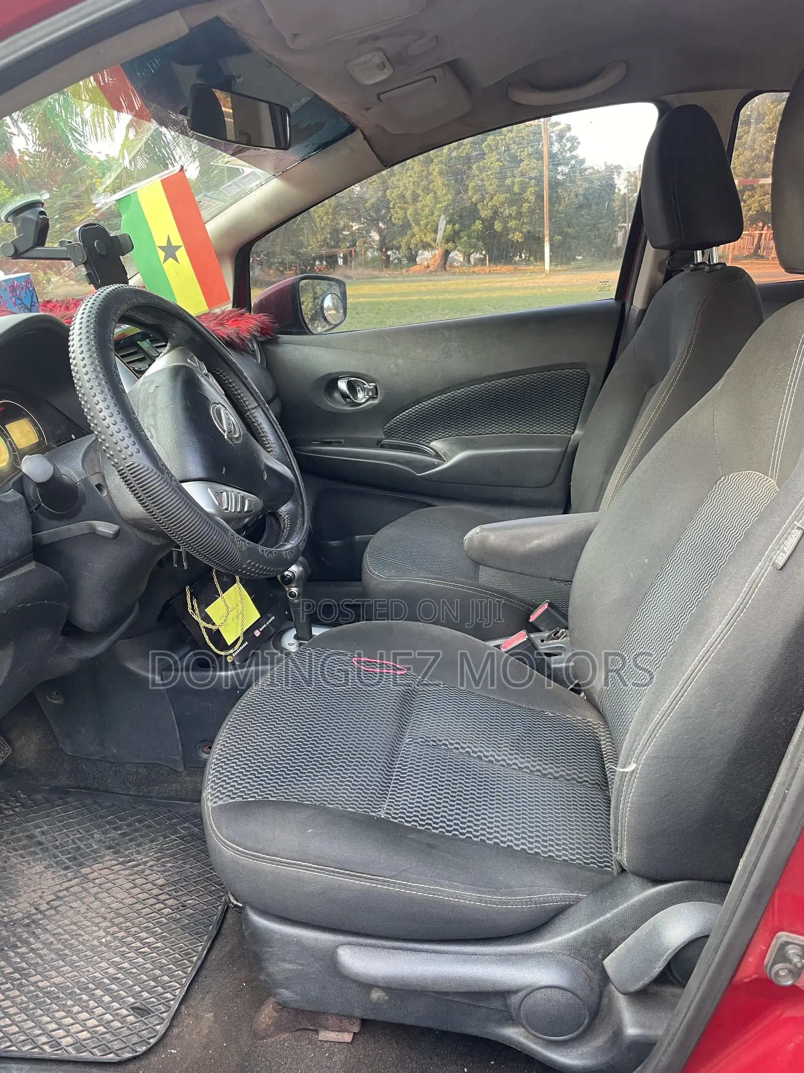 Nissan Versa 2014 Red