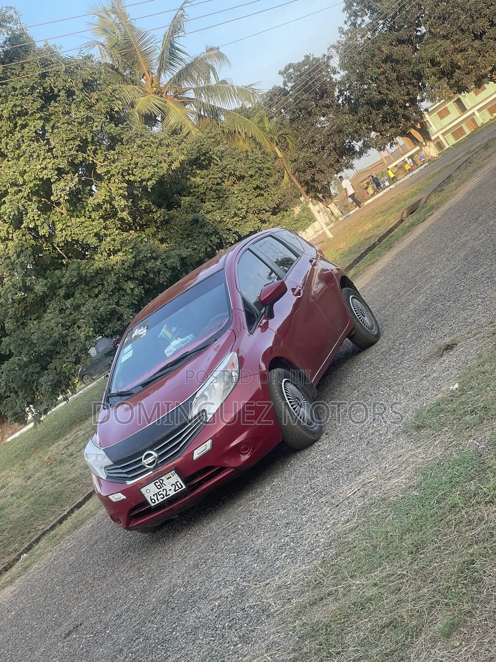 Nissan Versa 2014 Red