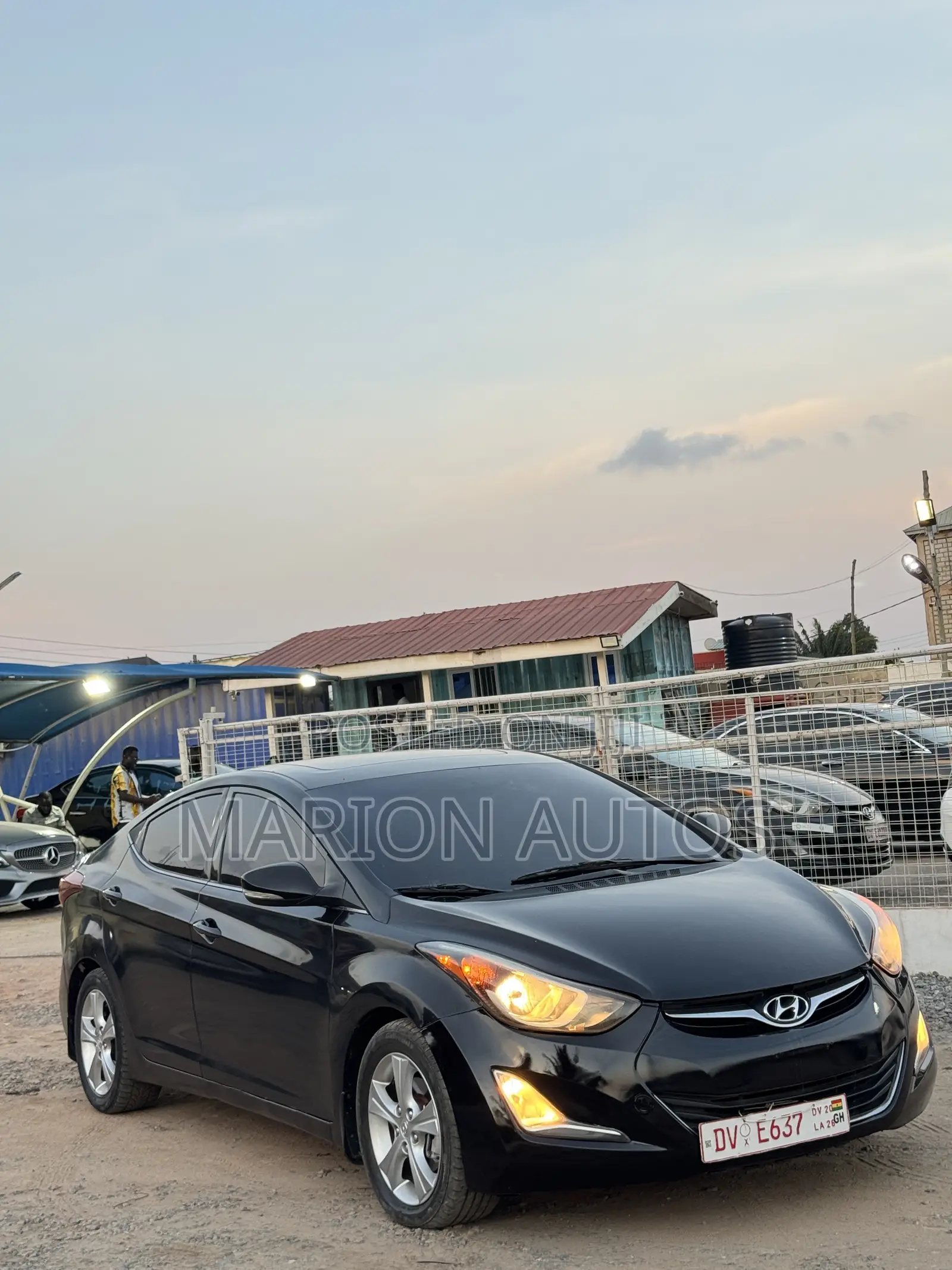 Hyundai Elantra Limited PZEV 4dr Sedan (1.8L 4cyl 6A) 2015 Black