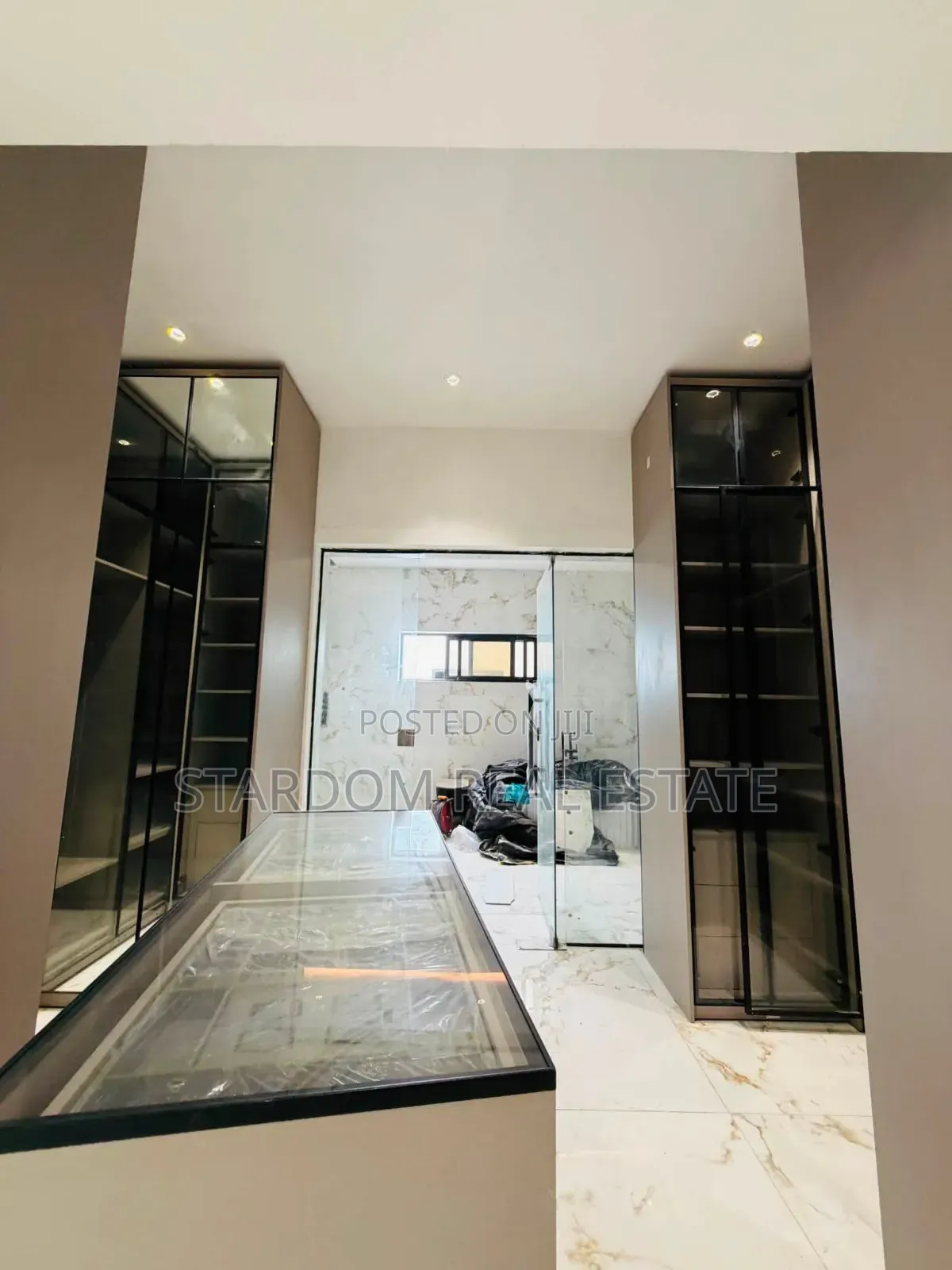 4bdrm Duplex in East Legon, Ability for sale