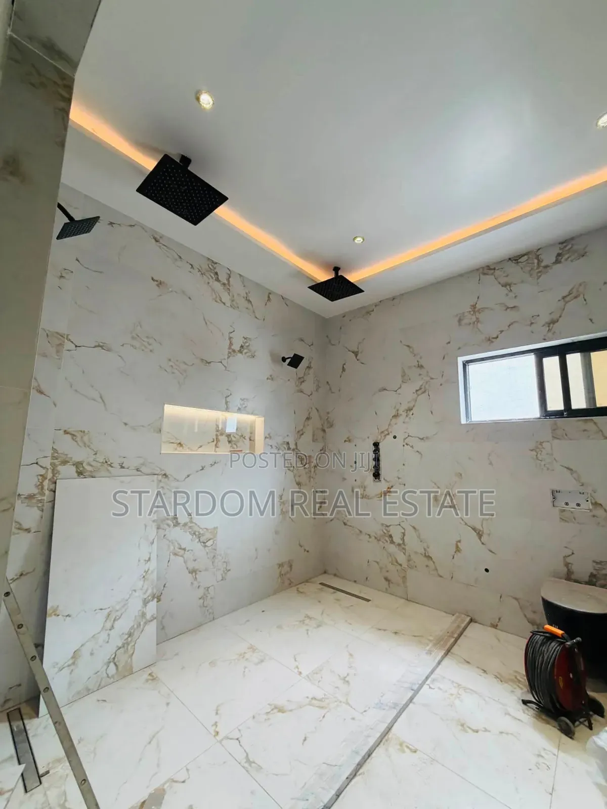 4bdrm Duplex in East Legon, Ability for sale