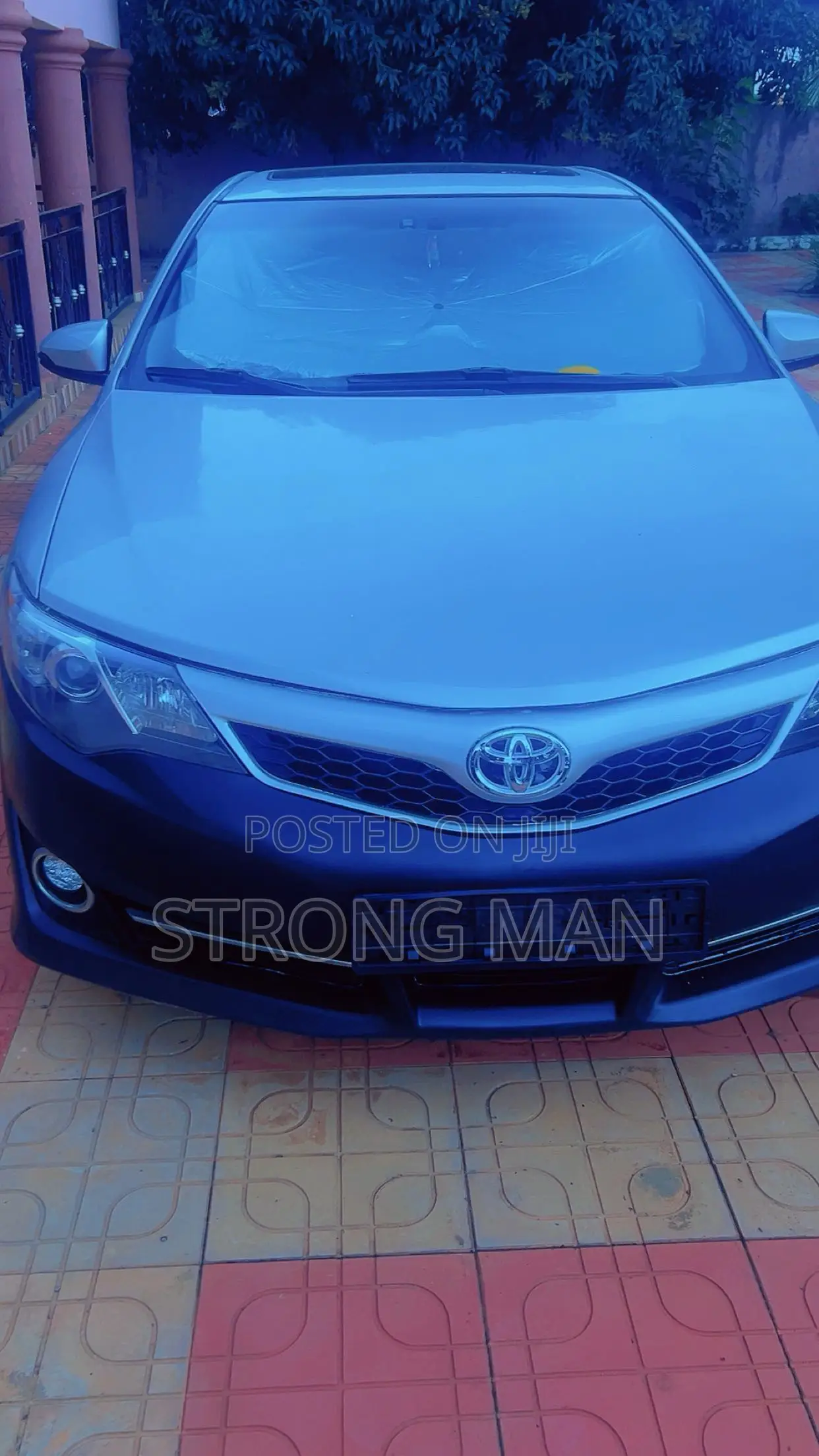 Toyota Camry SE 4dr Sedan (2.5L 4cyl 6A) 2014 Silver