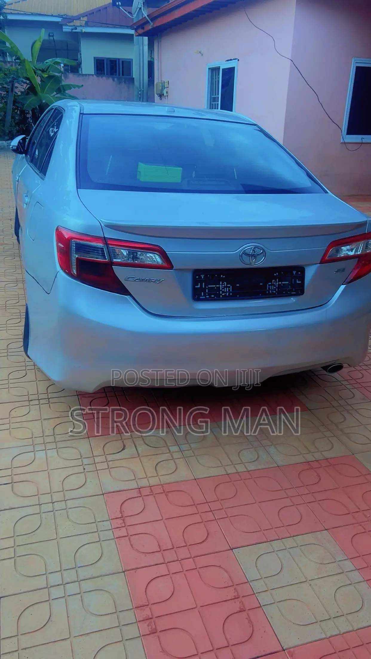 Toyota Camry SE 4dr Sedan (2.5L 4cyl 6A) 2014 Silver