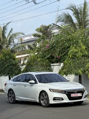 Honda Accord Touring 2.0T 2020 White