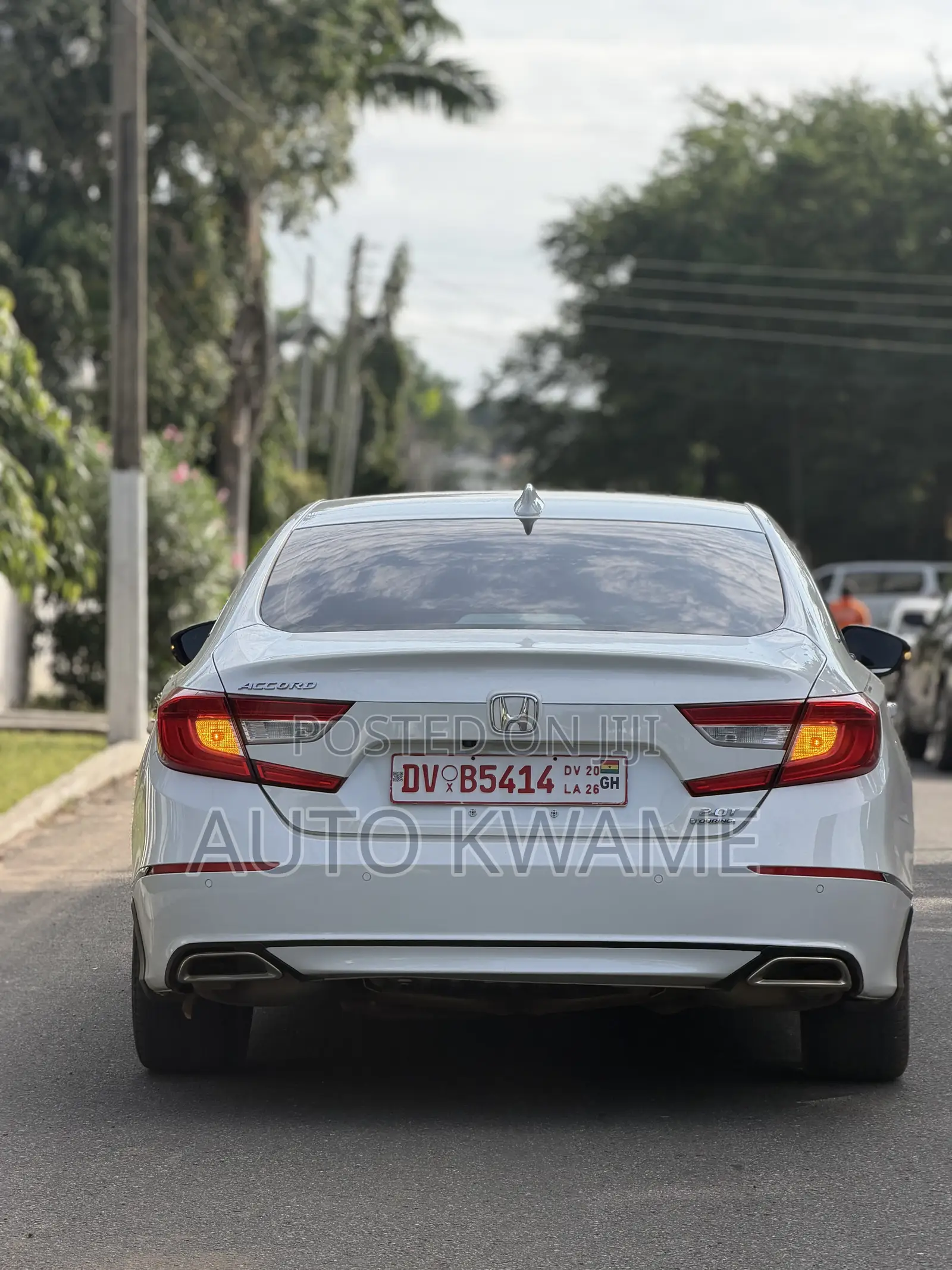 Honda Accord Touring 2.0T 2020 White