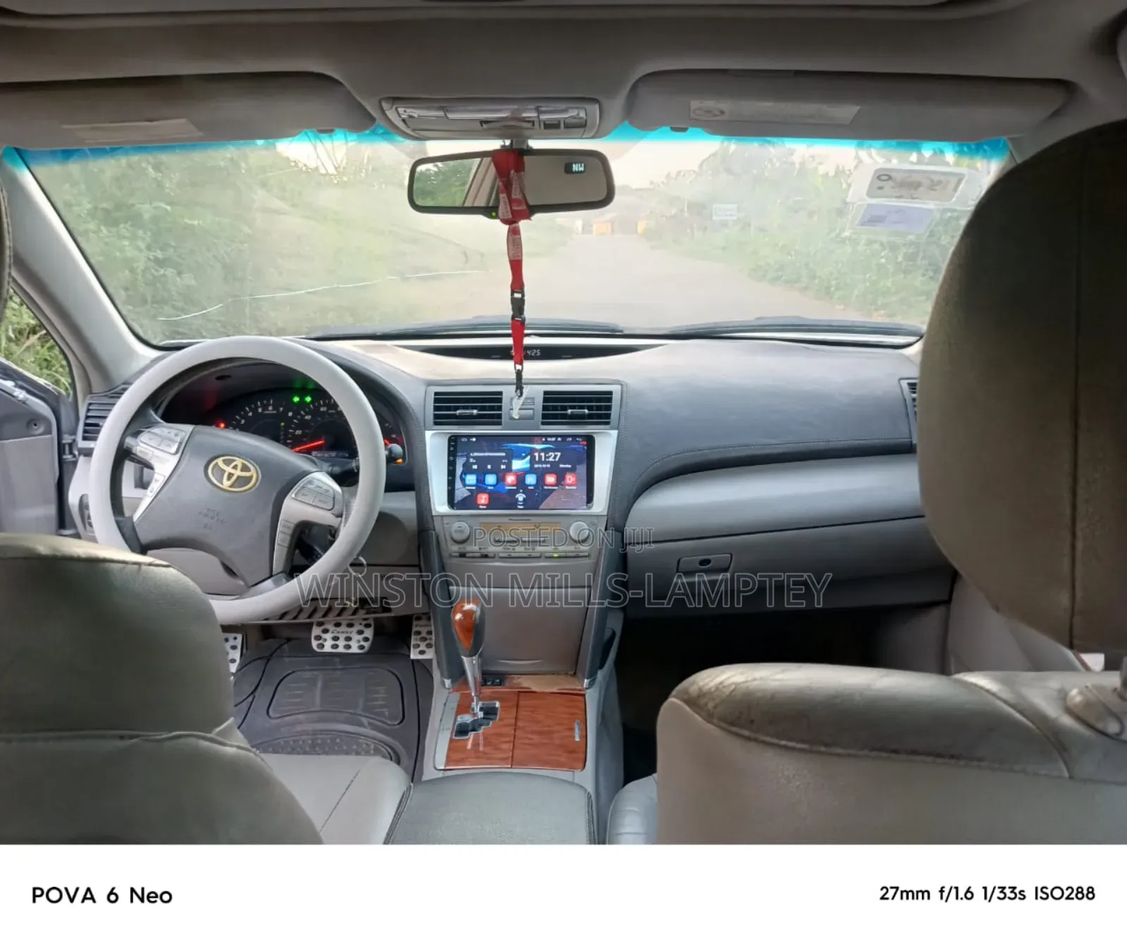Toyota Camry LE 4dr Sedan (2.5L 4cyl 6A) 2011 Silver