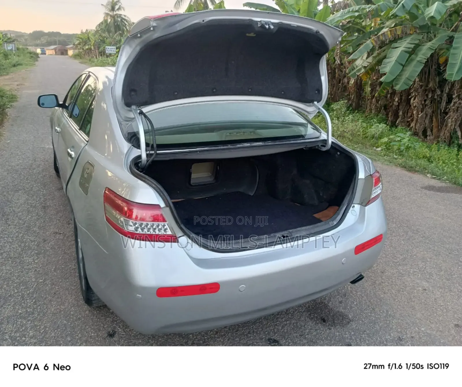 Toyota Camry LE 4dr Sedan (2.5L 4cyl 6A) 2011 Silver