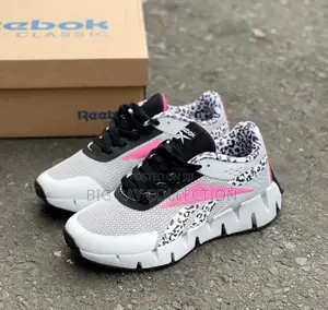 Classy Lady’s Reebok Sneaker ❤🛍🛍