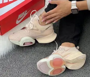 Classy Lady’s Nike Sneaker 😍🛍🛍