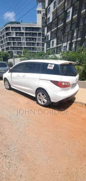 Mazda E2000 2012 White